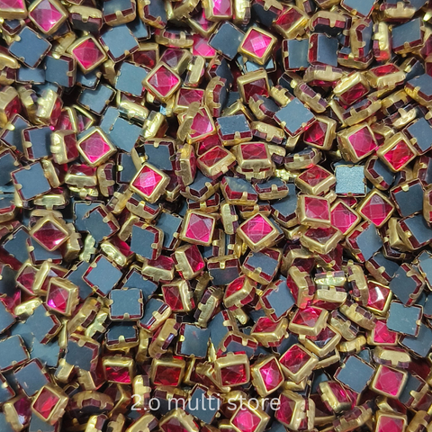 4*4 square rani pink