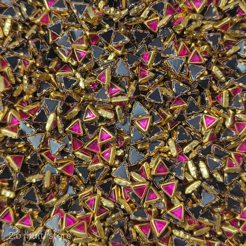 Triangle 3*3- Rani pink
