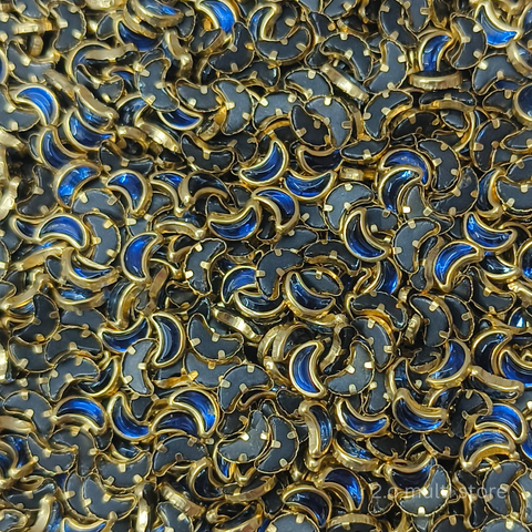 Moon shape - Dark blue