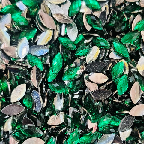Eye shape kundan stone Green colour
